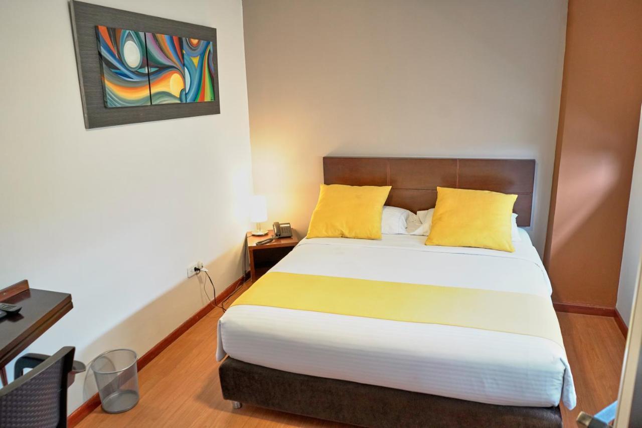 Hotel Volare Armenia  Luaran gambar